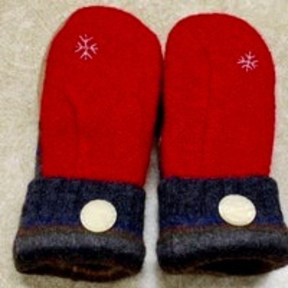 Upcycled Handmade wool mittens fleece lined